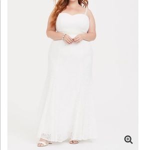 Ivory Lace Mermaid Formal Gown